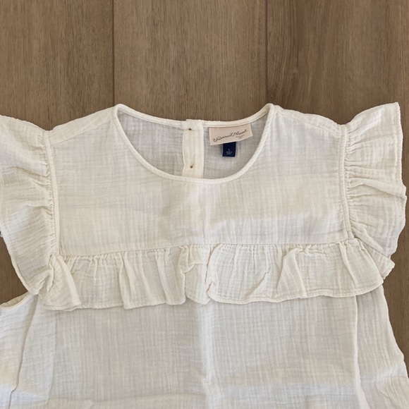 Universal Thread Ruffle Peplum Top - Picture 2 of 3